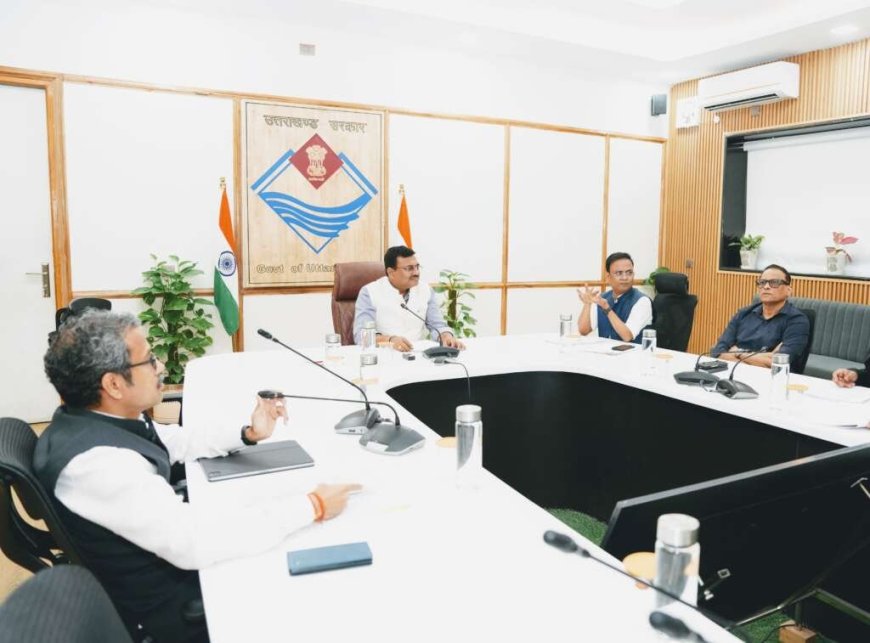 उत्तराखंड: मुख्य सचिव का सौर ऊर्जा और वित्तीय अनुशासन पर जोर